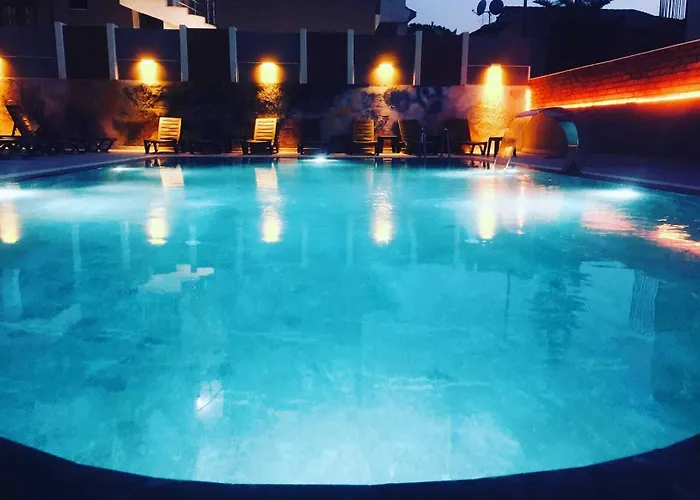 My Hotel 2*